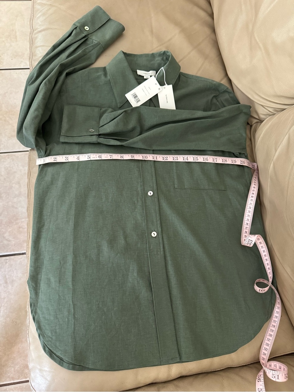 Vince Long Sleeve Linen Blend Button-Up Shirt in Sea Fern. Size M. MSRP $298 - Picture 14 of 17